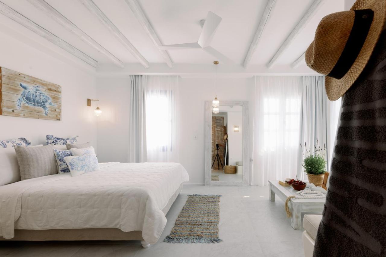 Athina Studios And Suites Plaka Bagian luar foto