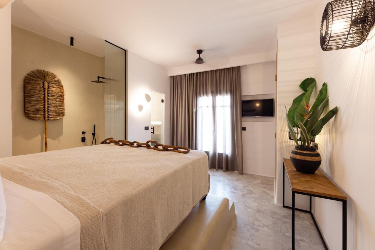 Athina Studios And Suites Plaka Bagian luar foto