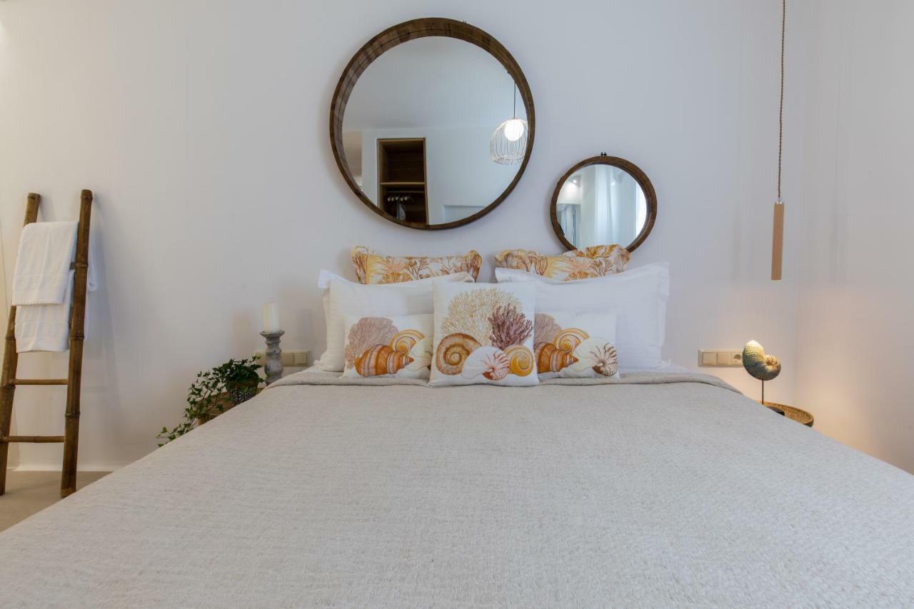 Athina Studios And Suites Plaka Bagian luar foto