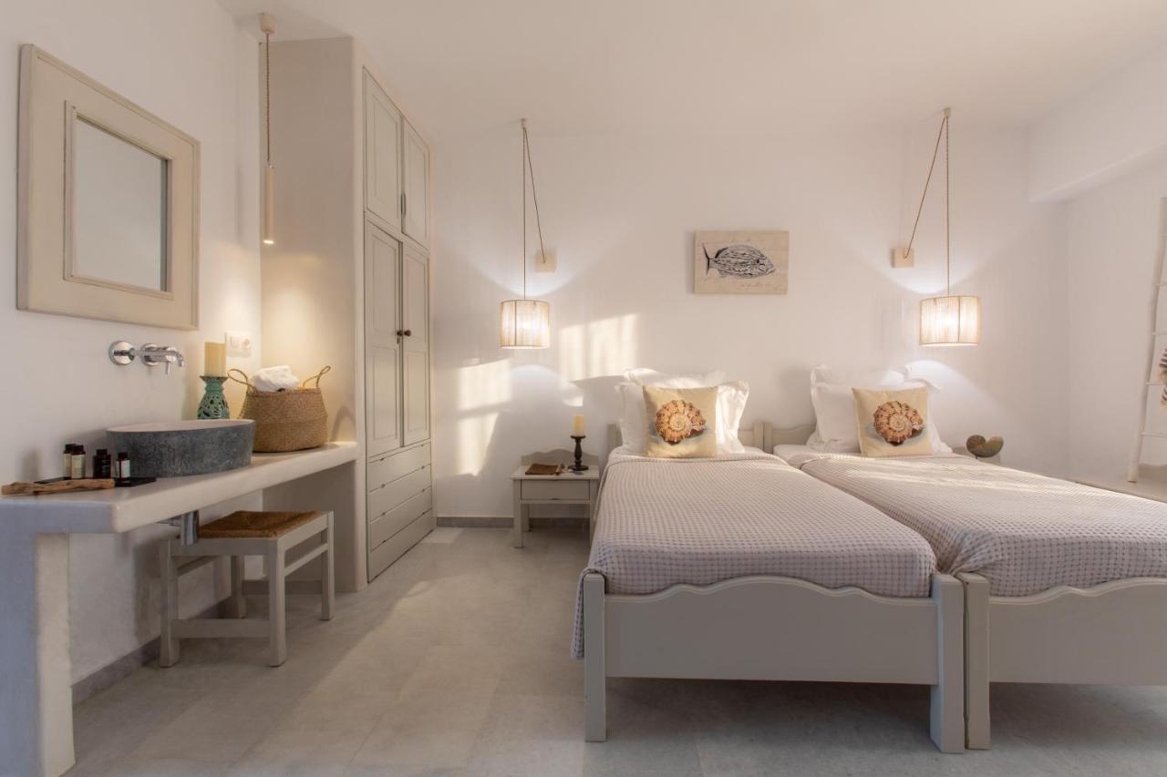 Athina Studios And Suites Plaka Bagian luar foto